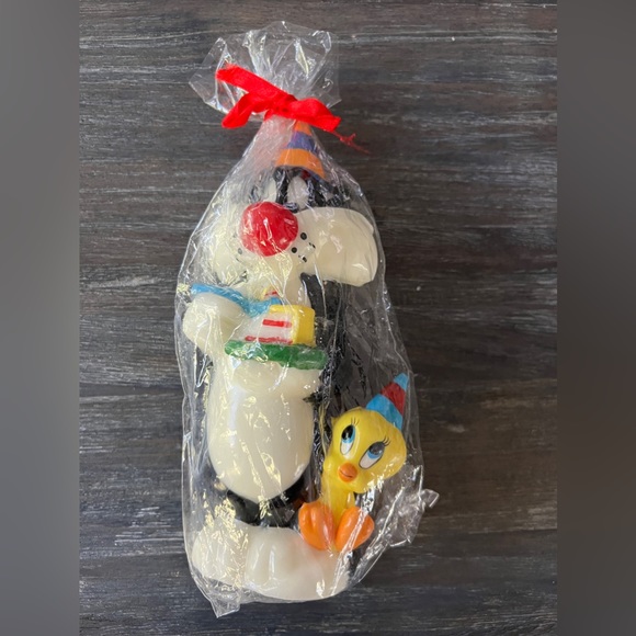 WARNER BROS looney Toons. 1995 Sylvester & Tweety candle - Picture 3 of 5